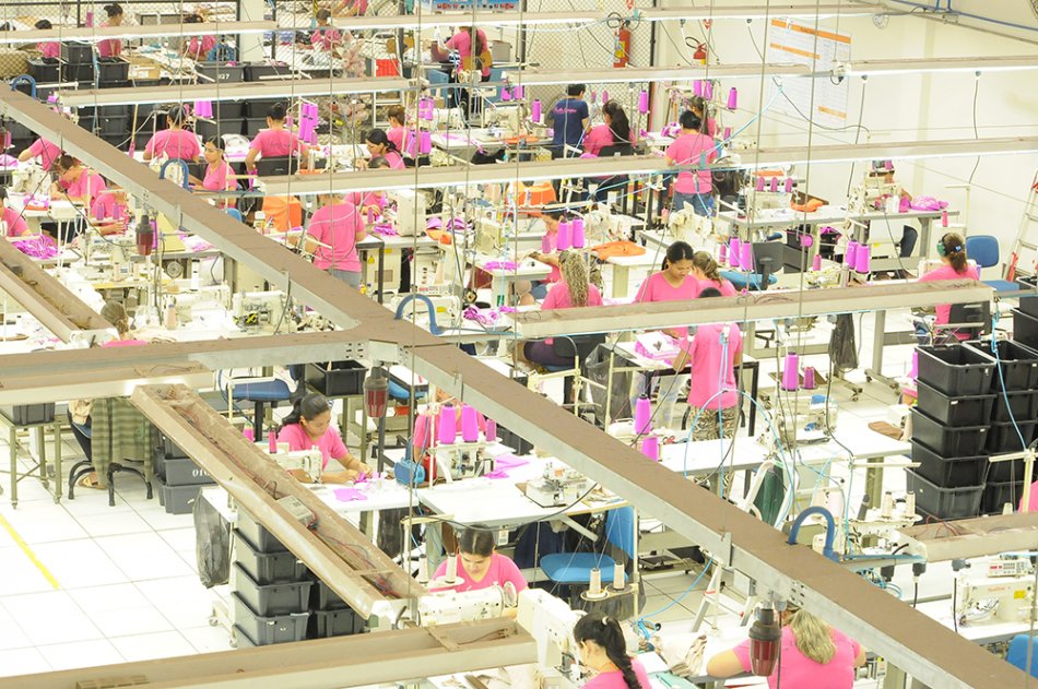 As horas trabalhadas na produção tiveram pequena alta de 0,2% e o nível de utilização da capacidade instalada registrou leve melhora de 0,3 ponto percentual e alcançou 77,4% - (Foto: Divulgação)