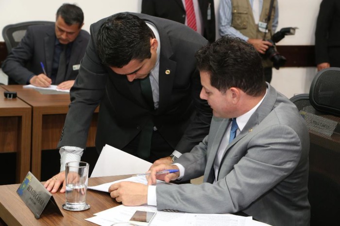 Renato Câmara explica que o projeto de certificação será facultativo para o criador, mas que optando por ele haverá redução de custos com exames. (Foto: Victor Chileno).