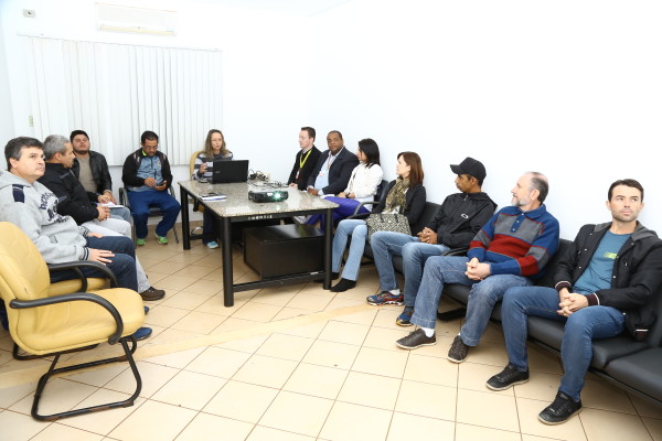 Organizadores e apoiadores do evento se reuniram na Prefeitura, na manhã desta quinta, para debater ações do evento. (Foto – A. Frota).