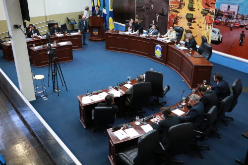 Sessão extraordinária aconteceu na manhã de quarta-feira. (Foto: Thiago Morais).