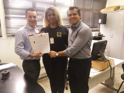 Presidente da 4ª subseção da OAB Alexandre Mantovani e o secretário-geral da Ordem José Roberto Teixeira Lopes protocolaram ofício solicitando ao Detran o fim da exigência de procuração com firma reconhecida