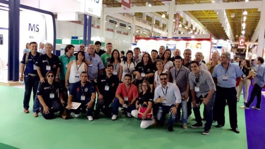 Grupo formado por 38 empresários de Campo Grande, Dourados, Sidrolândia, Coxim, Nova Andradina, Aquidauana, Jardim e Caarapó conheceu as últimas novidades da indústria gráfica durante a ExpoPrint Digital, realizada de 6 a 9 de abril no Pavilhão Branco do Expo Center Norte, em São Paulo