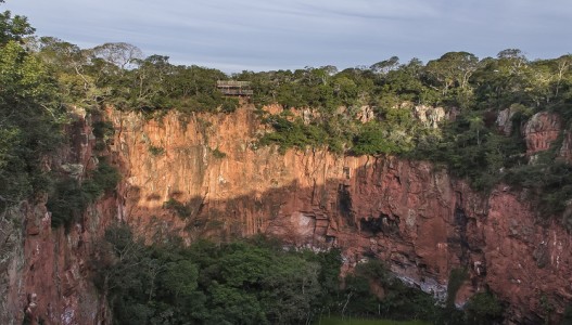 Buraco das Araras, em Jardim, MS