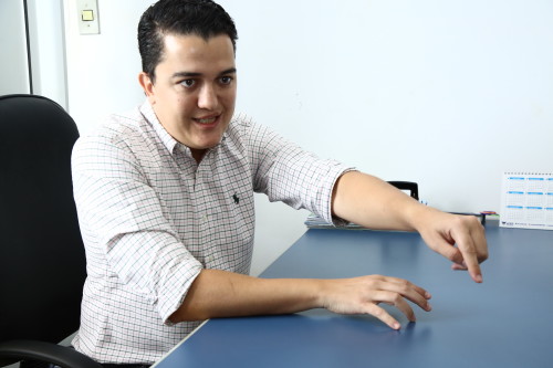 Renato Vidigal diz que saúde em Dourados agora é tratada como prioridade e não como questão econômica. (Foto: A. Frota).