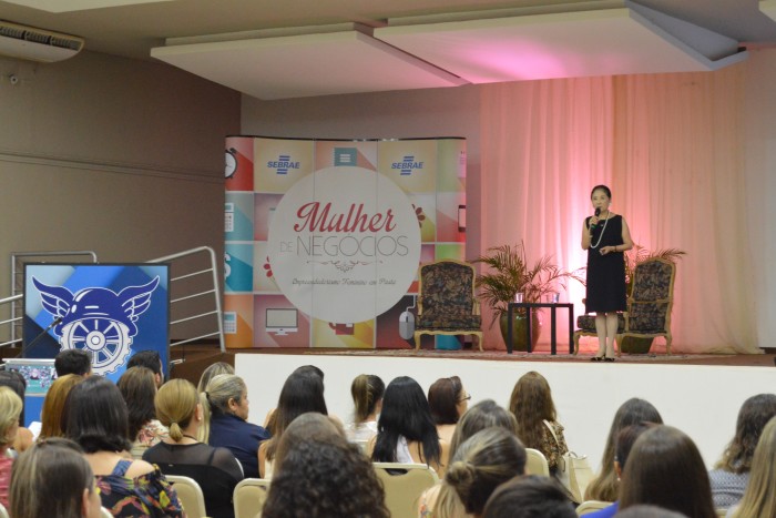Chieko Aoki ministrou palestra no Auditório da Aced. (Foto: Assessoria Aced).