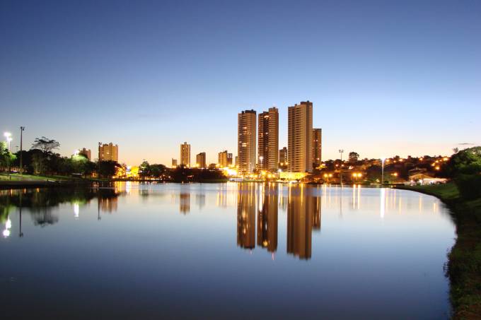 De acordo com a Lei Geral do Turismo, o cadastro é obrigatório para agências de turismo, meios de hospedagem, guias de turismo, transportadoras turísticas, acampamentos turísticos, organizadoras de eventos e parques temáticos. (Foto: Divulgação).